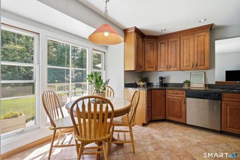165 Winding Lane Avon CT 06001