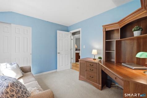 165 Winding Lane Avon CT 06001