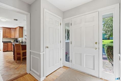 165 Winding Lane Avon CT 06001