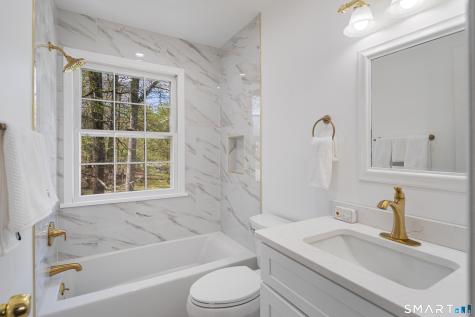 171 Proprietors Crossing New Canaan CT 06840