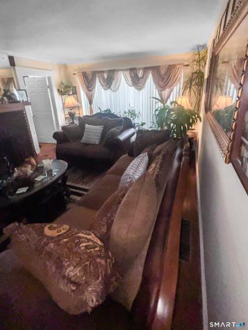 660 West Jackson Avenue Bridgeport CT 06604