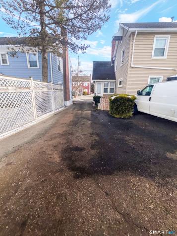 660 West Jackson Avenue Bridgeport CT 06604