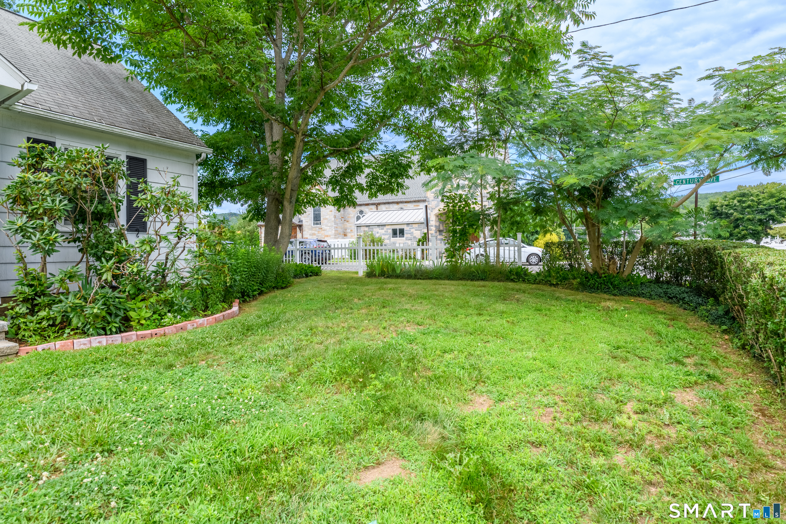 9 Maple Avenue Beacon Falls CT 06403