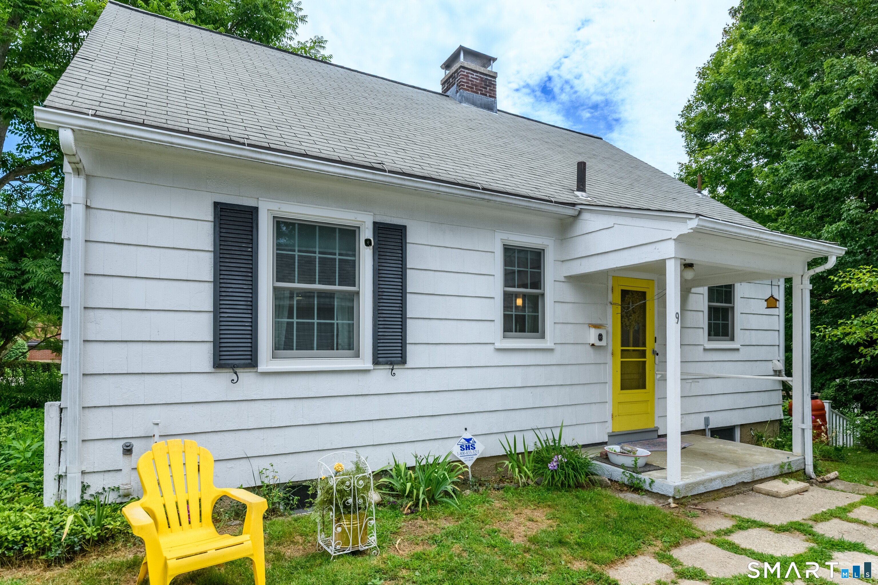 9 Maple Avenue Beacon Falls CT 06403