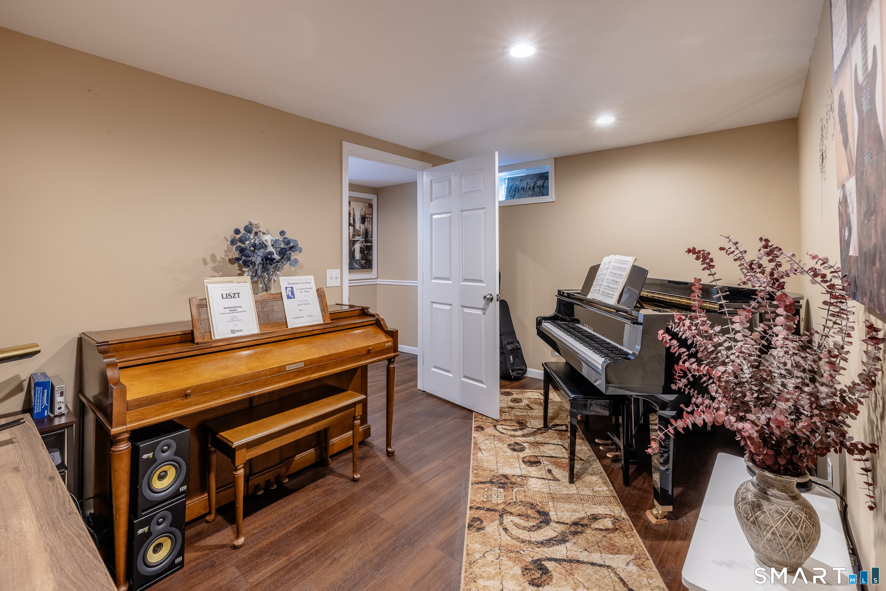 135 Walnut Tree Hill Road Shelton CT 06484