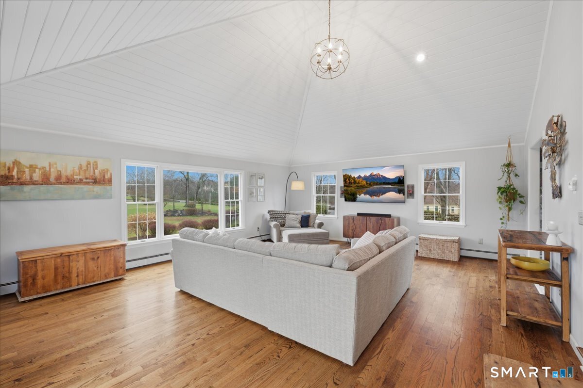 792 Wrights Crossing Road Pomfret CT 06259