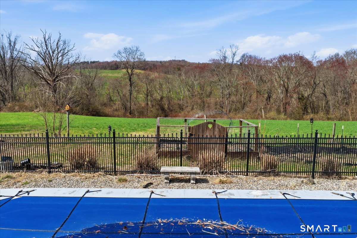792 Wrights Crossing Road Pomfret CT 06259