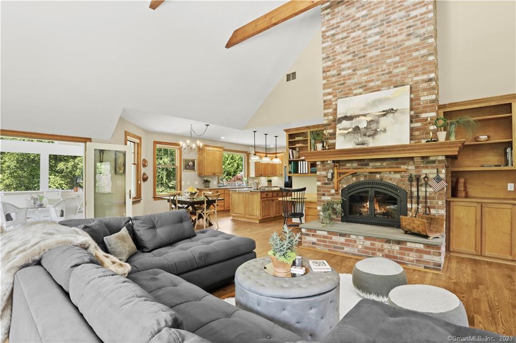 12 North Calvin Road Weston CT 06883