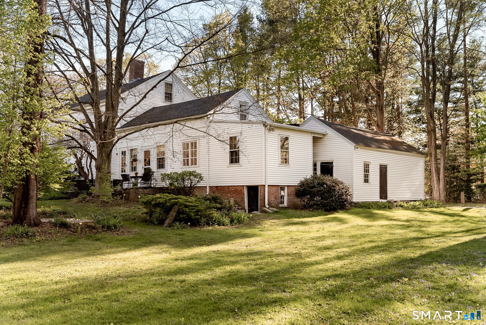 151 Neipsic Road Glastonbury CT 06033