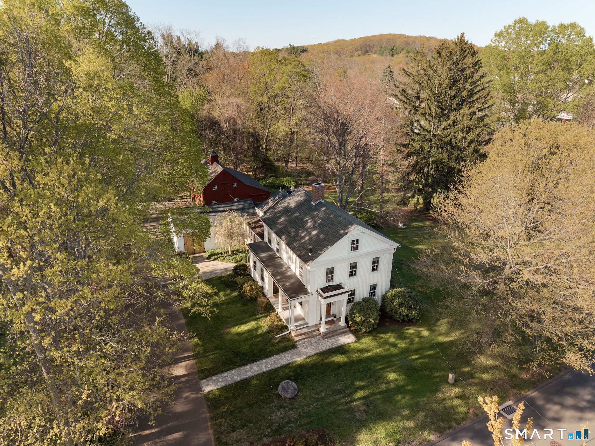151 Neipsic Road Glastonbury CT 06033