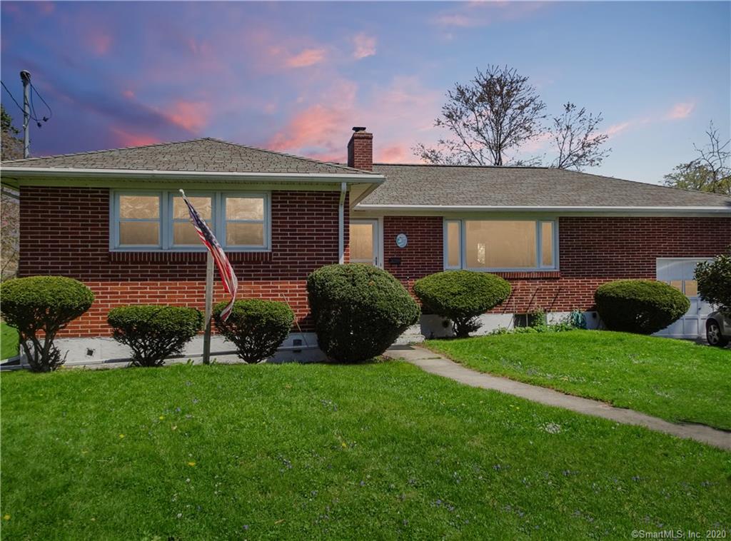 1 Dart Street New London CT 06320