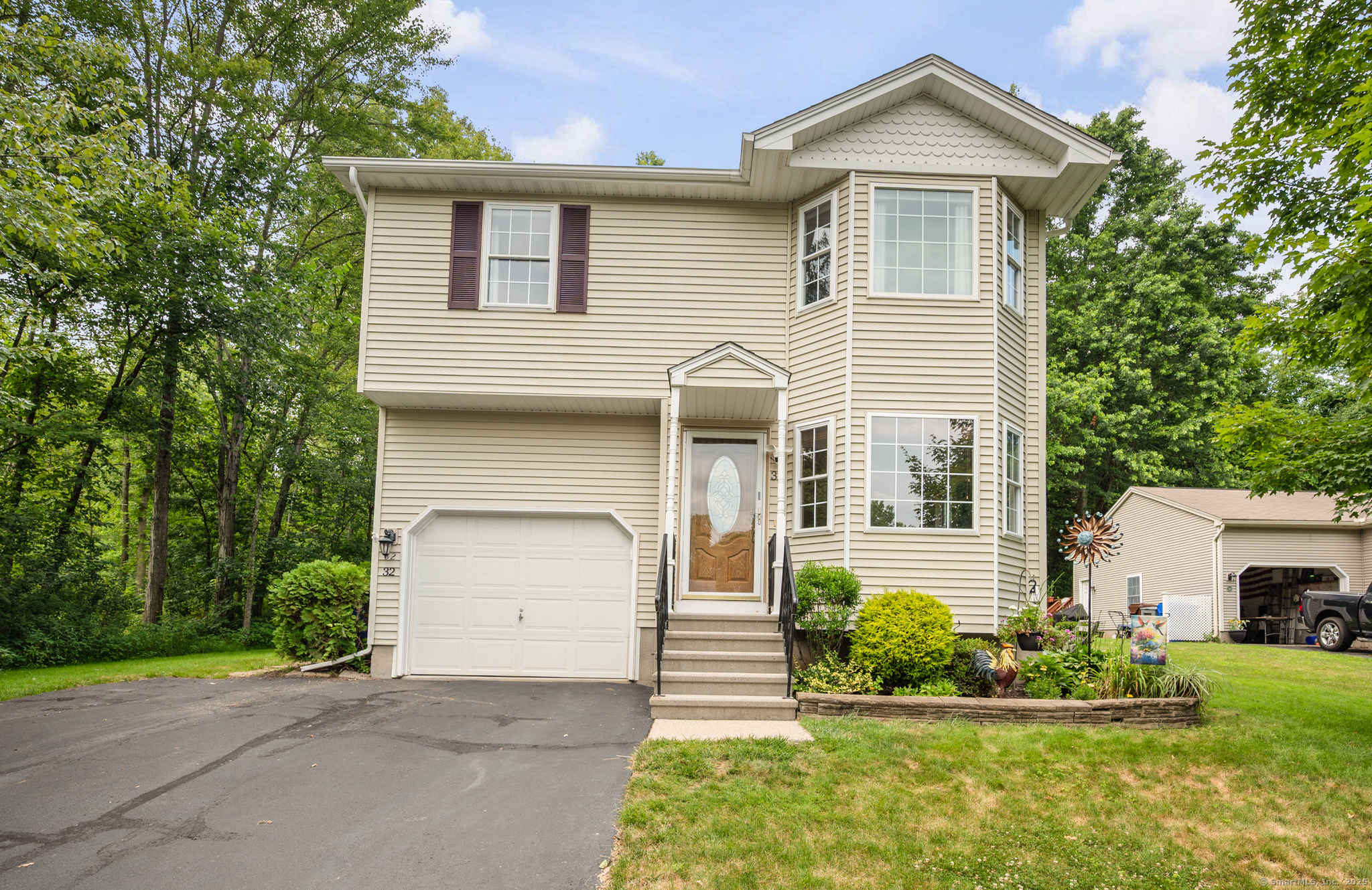 32 Pheasant Hill Drive Enfield CT 06082