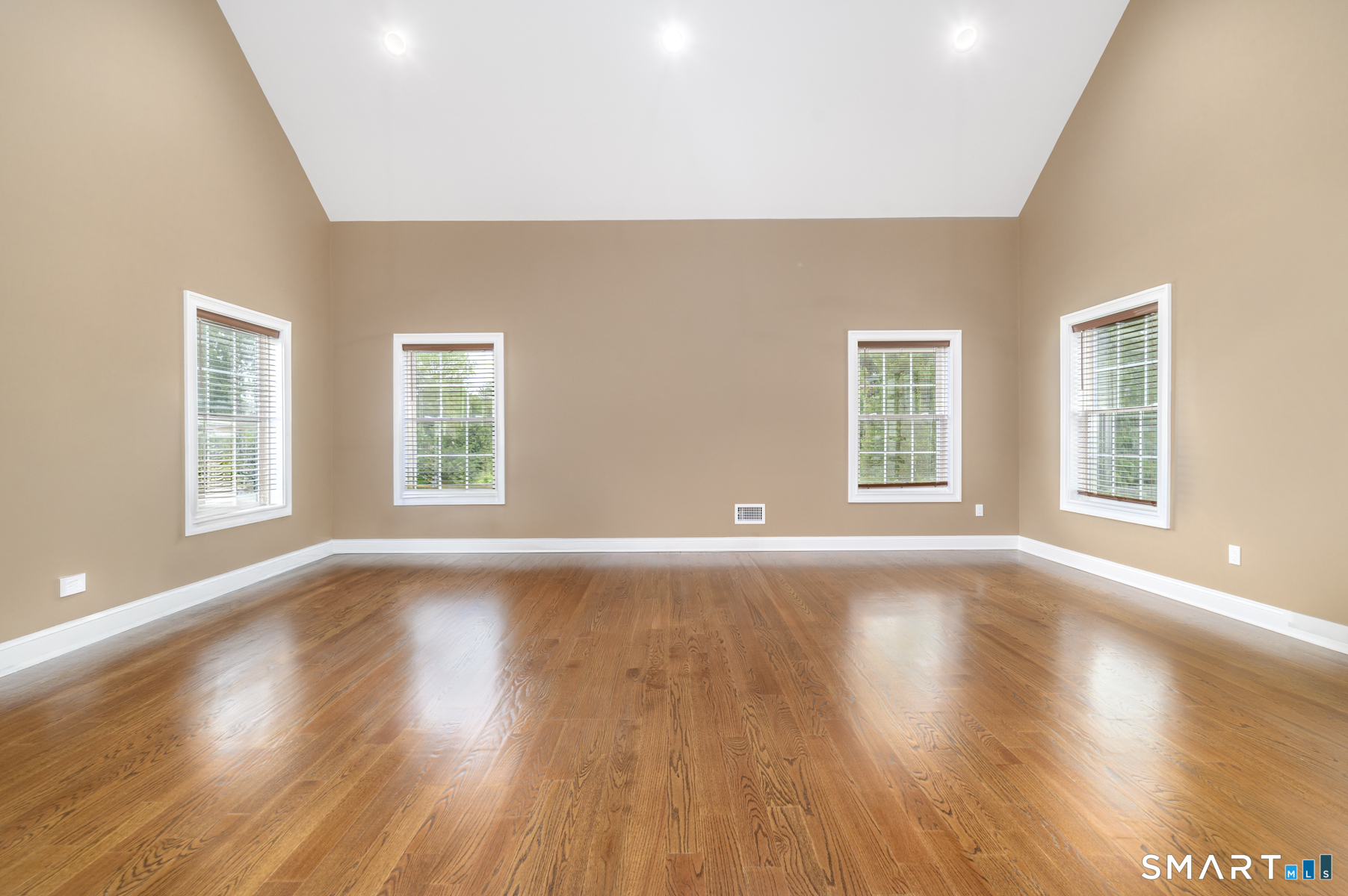 354 Oaklawn Avenue Stamford CT 06905