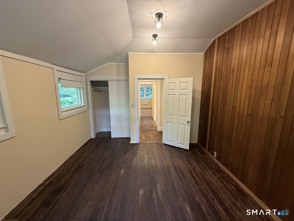 205 Mountain Road Wilton CT 06897
