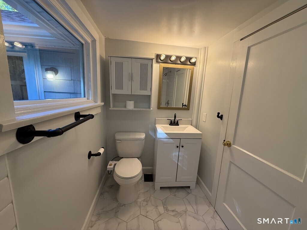 205 Mountain Road Wilton CT 06897