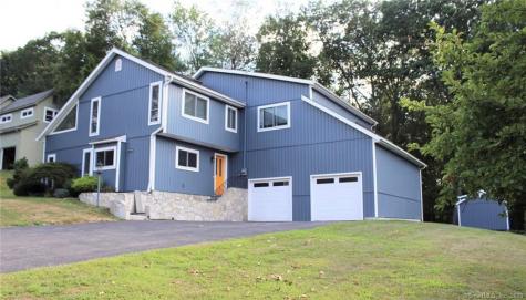 41 Coventry Lane Naugatuck CT 06770