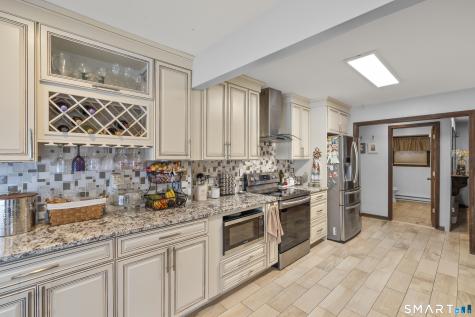 57 Mistywood Lane Naugatuck CT 06770