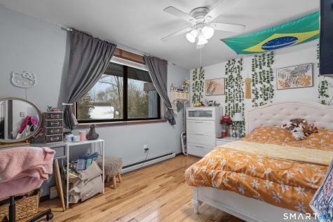 57 Mistywood Lane Naugatuck CT 06770