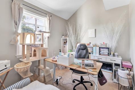 574 Thorme Street Bridgeport CT 06606