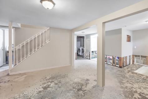 574 Thorme Street Bridgeport CT 06606