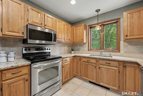 8 Apple Blossom Lane Danbury CT 06811