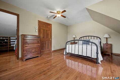 8 Apple Blossom Lane Danbury CT 06811