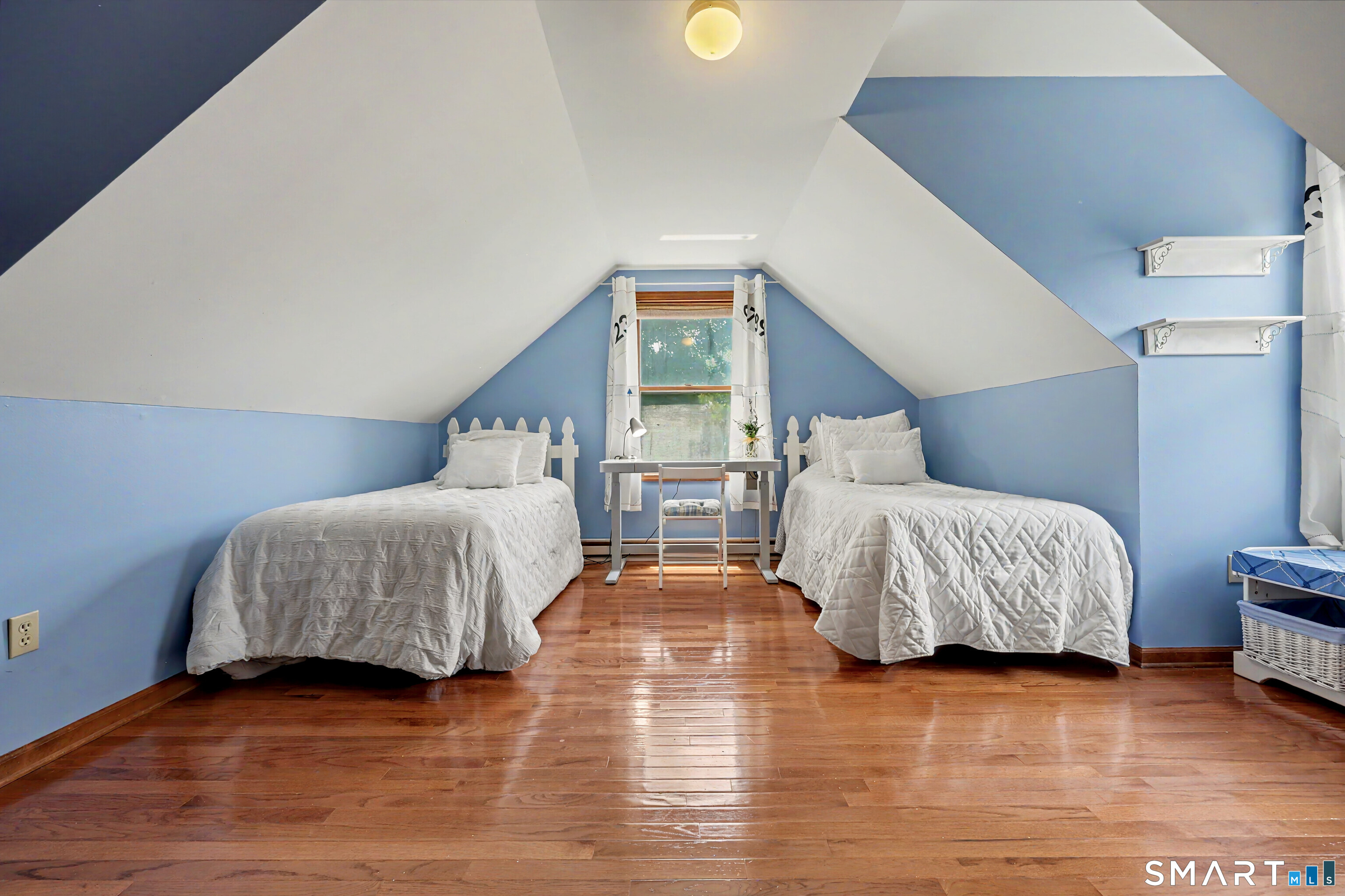 8 Apple Blossom Lane Danbury CT 06811