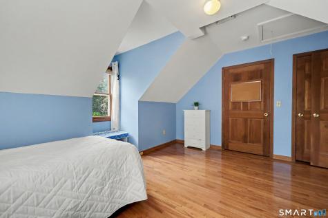 8 Apple Blossom Lane Danbury CT 06811