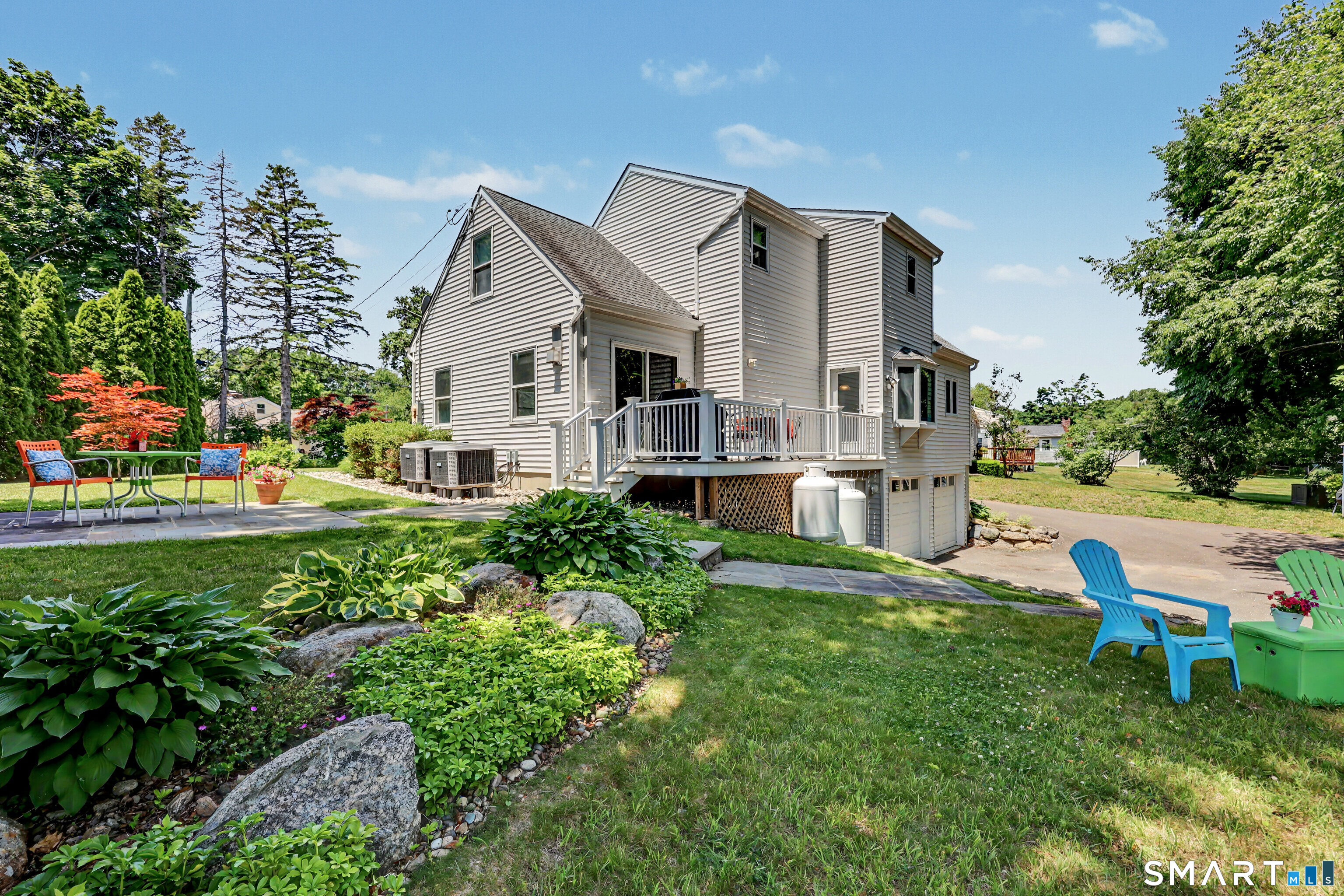 8 Apple Blossom Lane Danbury CT 06811