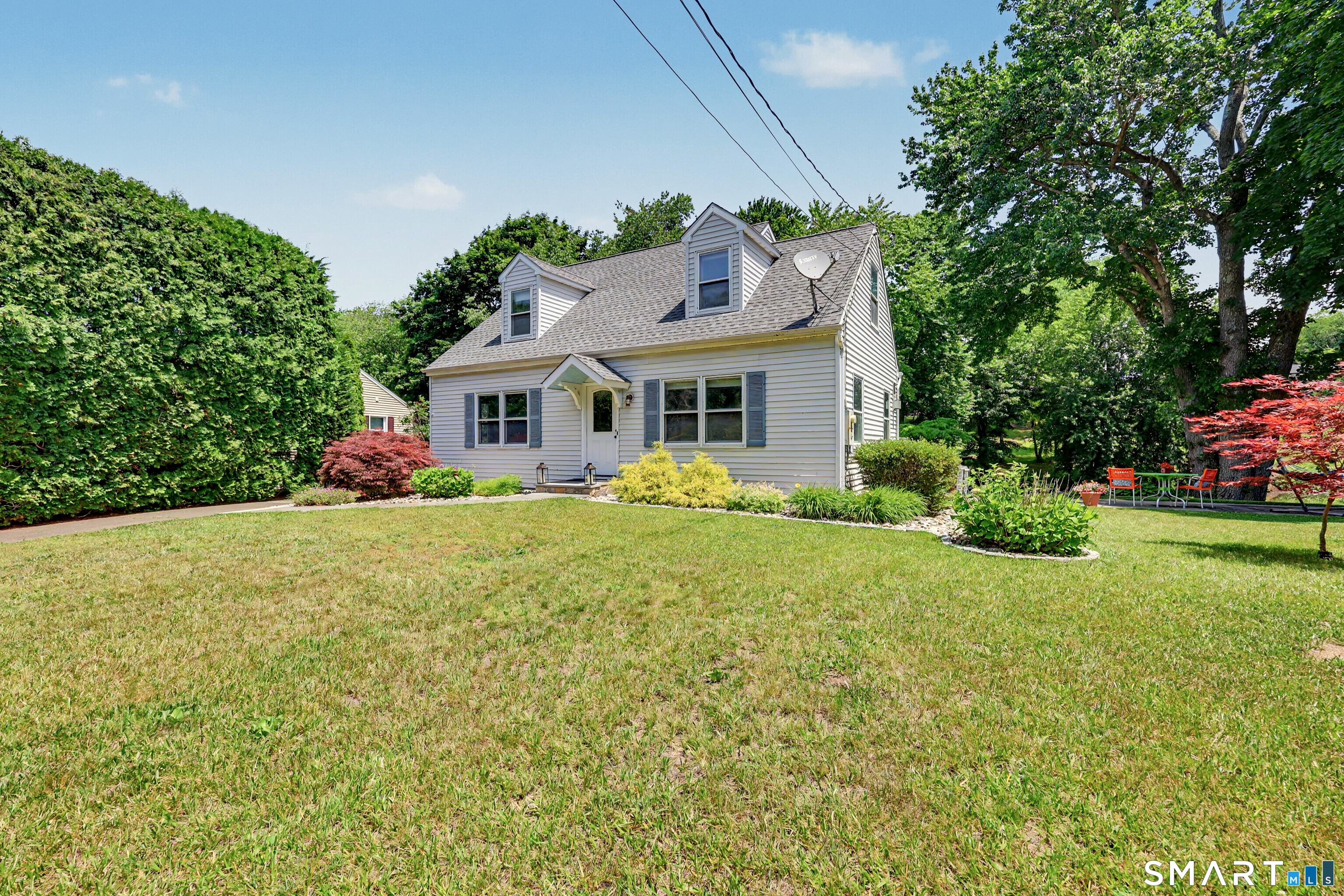8 Apple Blossom Lane Danbury CT 06811