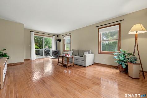 8 Apple Blossom Lane Danbury CT 06811
