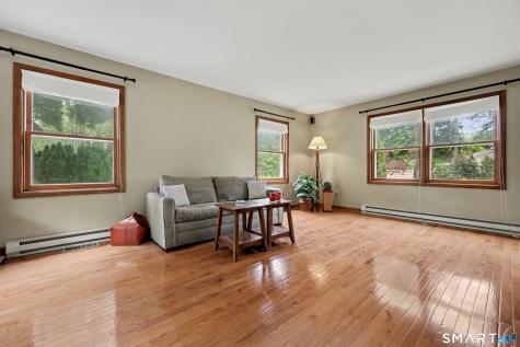8 Apple Blossom Lane Danbury CT 06811