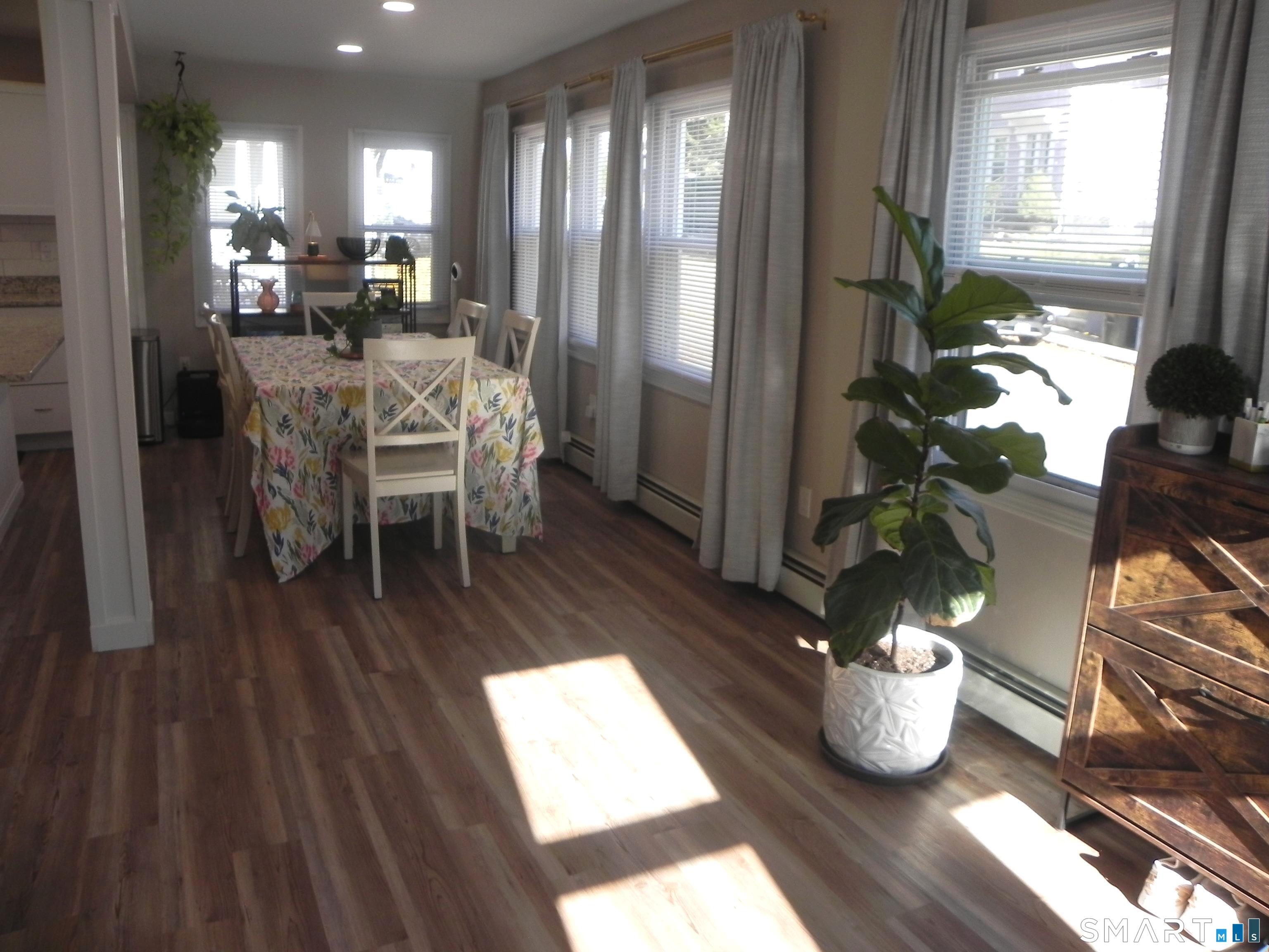 34 Division Street Norwich CT 06360