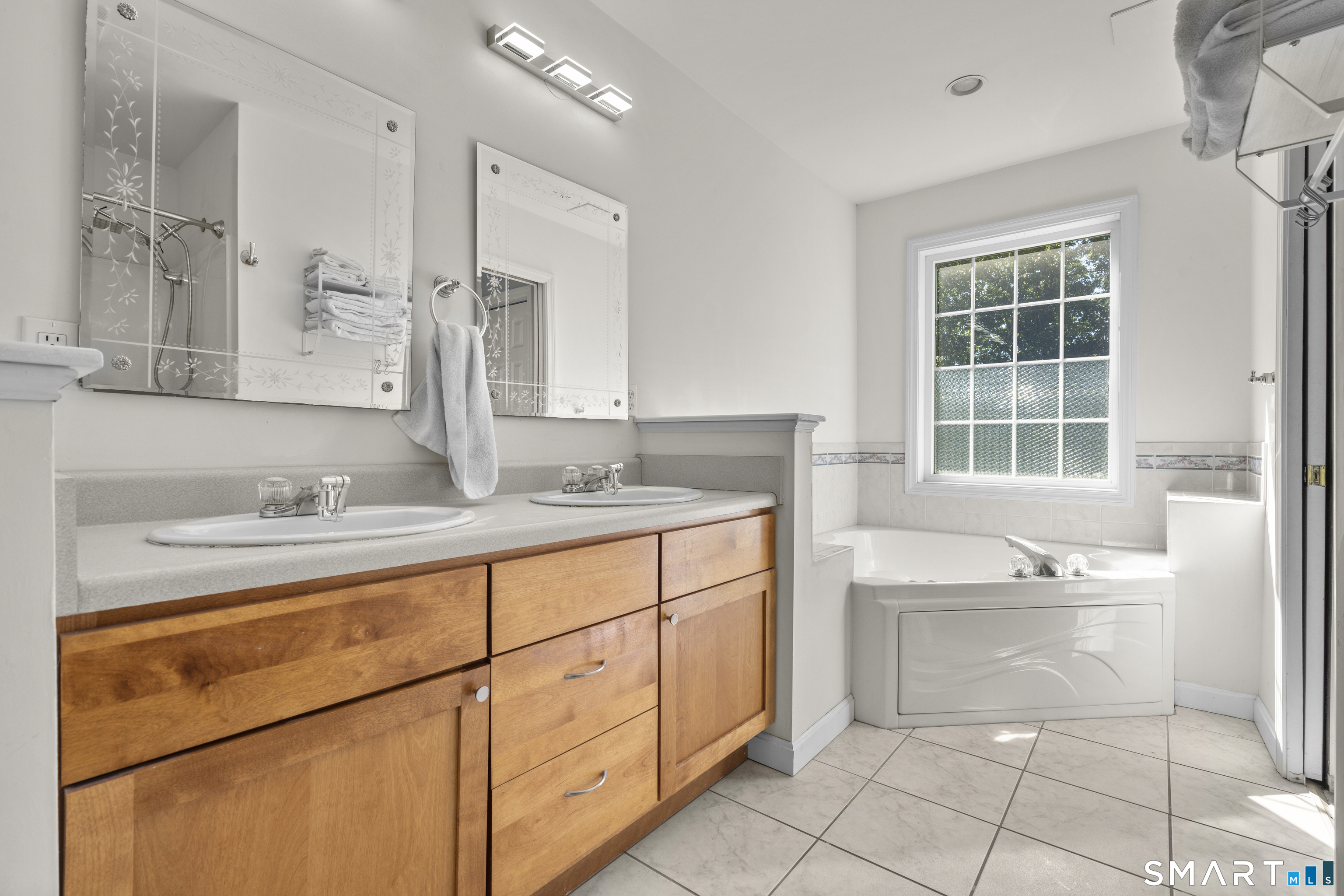 69 Pautipaug Hill Road Sprague CT 06330