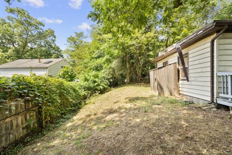 18 Hilltop Road New Haven CT 06515