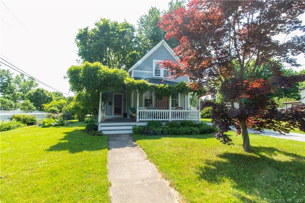63 Grove Street Clinton CT 06413