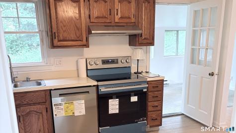279 Wedgewood Drive Naugatuck CT 06770