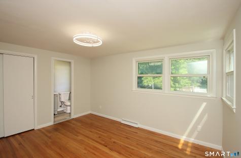 154 Hesse Road Hamden CT 06517