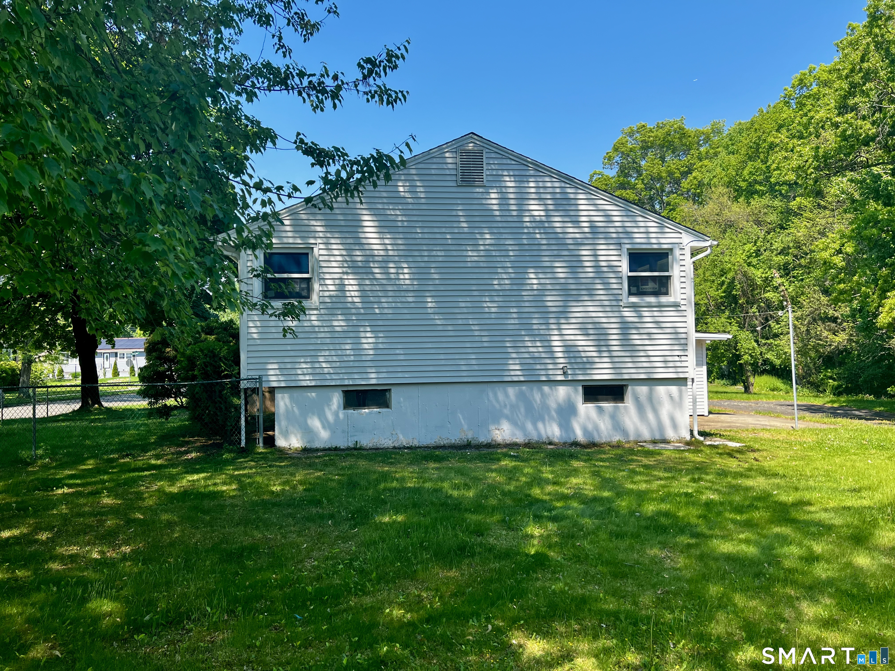 154 Hesse Road Hamden CT 06517