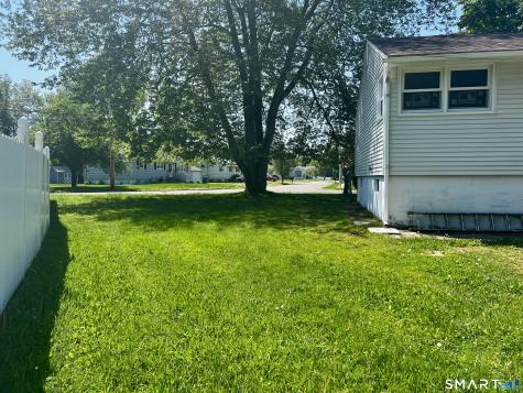 154 Hesse Road Hamden CT 06517