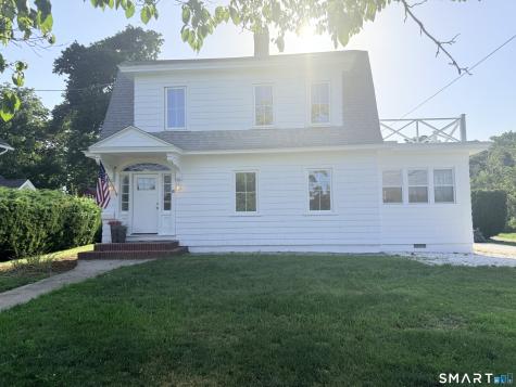89 Commerce Street Clinton CT 06413