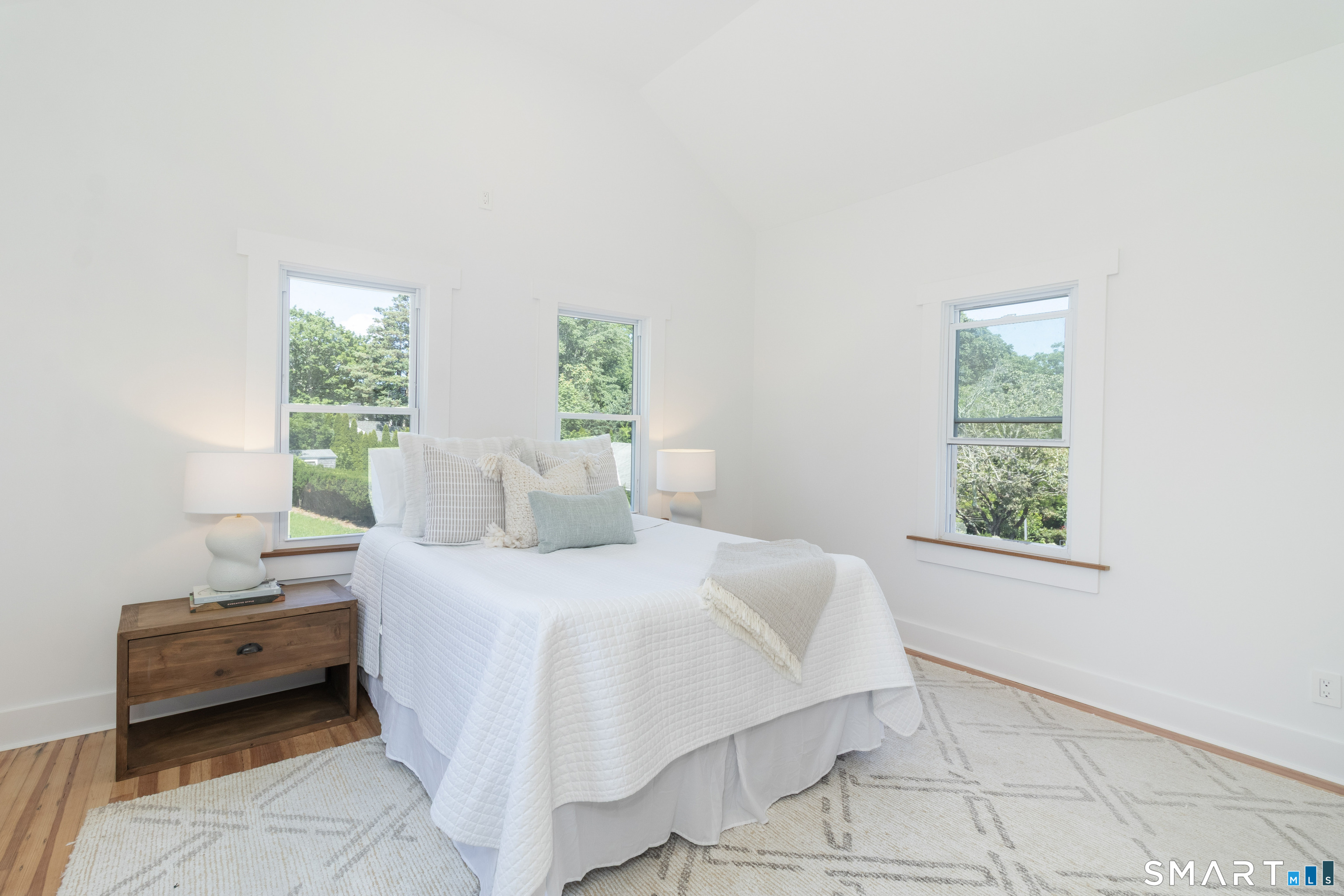 89 Commerce Street Clinton CT 06413