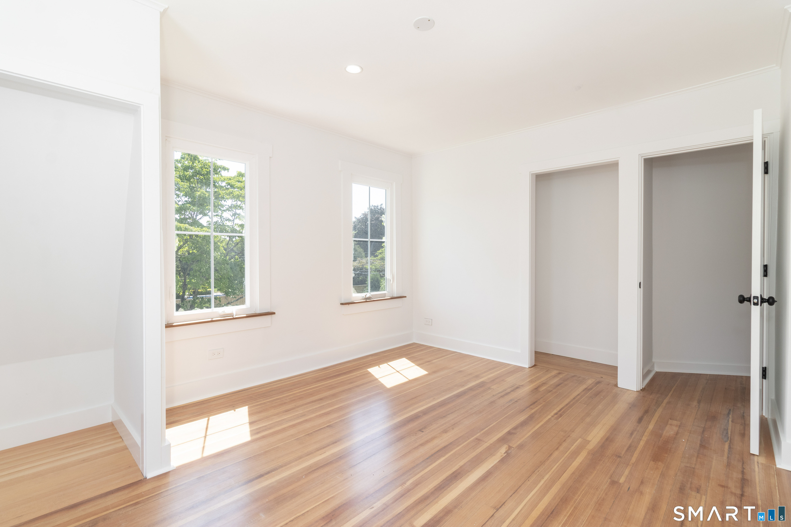 89 Commerce Street Clinton CT 06413