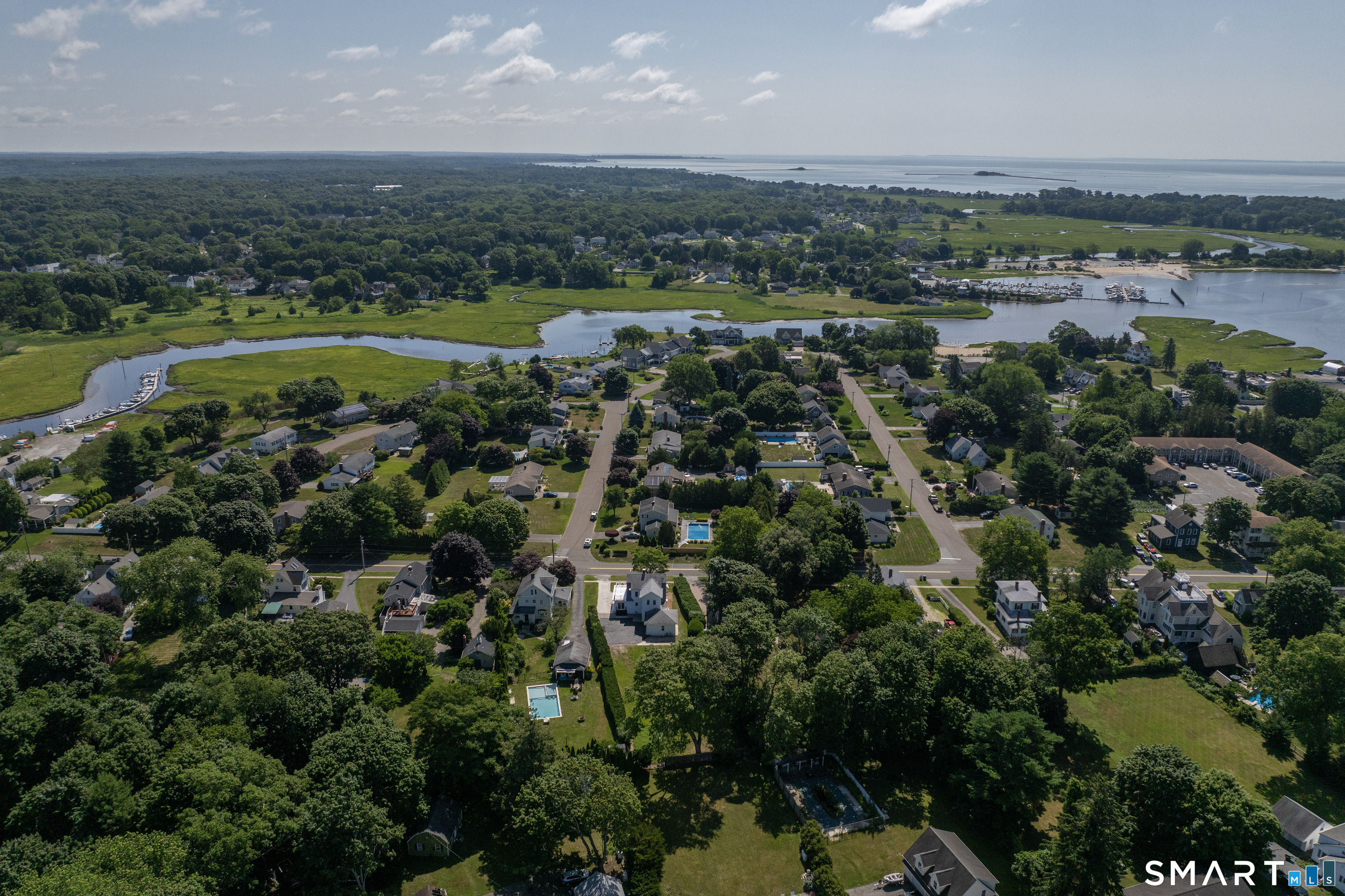 89 Commerce Street Clinton CT 06413