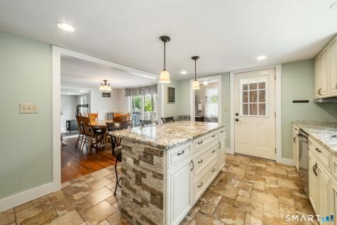 185 Carter Lane Southington CT 06489