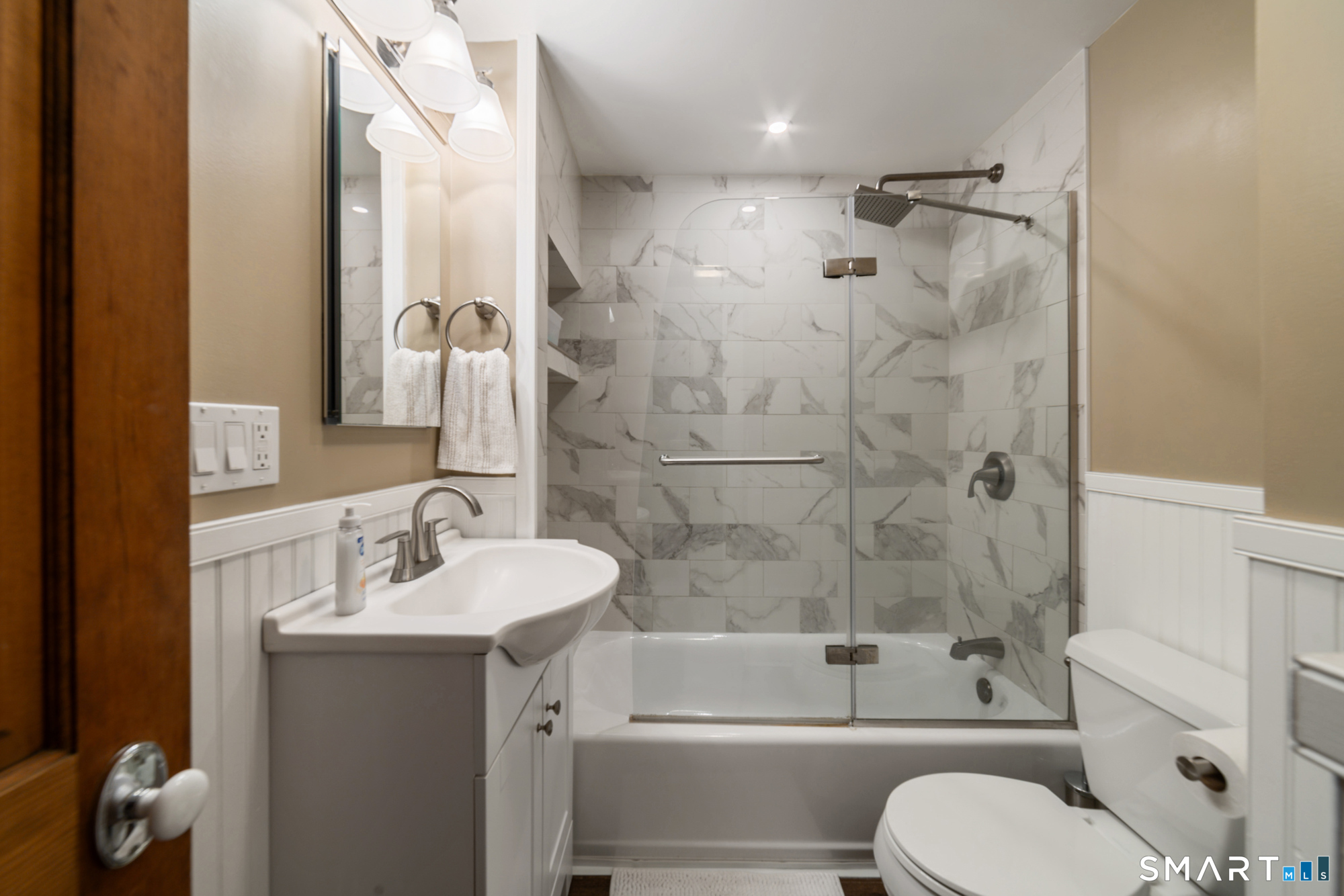 185 Carter Lane Southington CT 06489