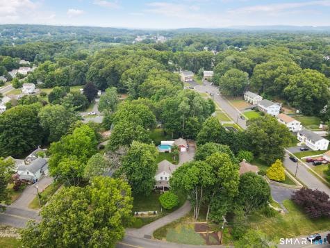 185 Carter Lane Southington CT 06489