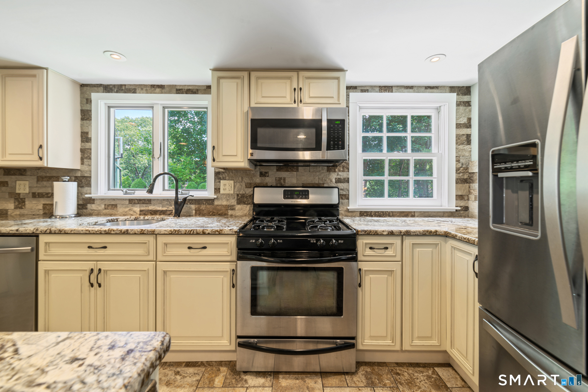 185 Carter Lane Southington CT 06489