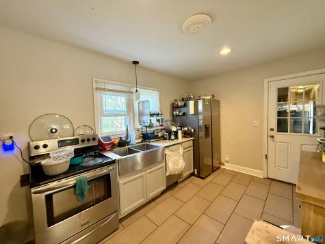 15 Beecher Road Woodbridge CT 06525
