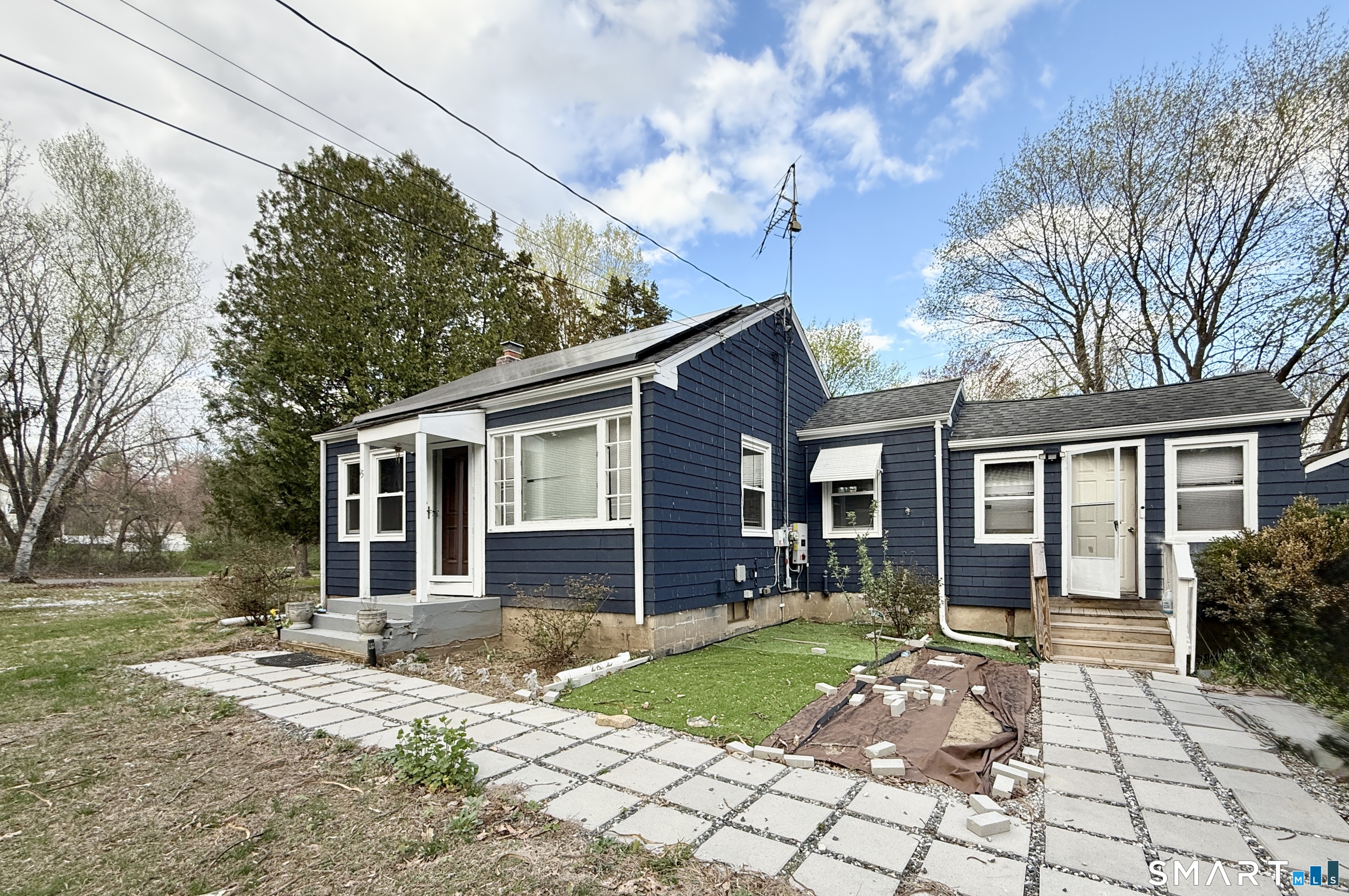 15 Beecher Road Woodbridge CT 06525